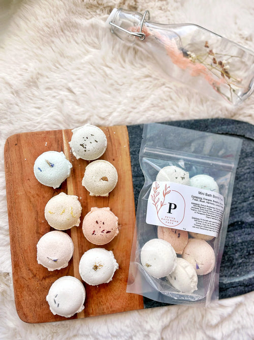 Small bath bombs pack of 8