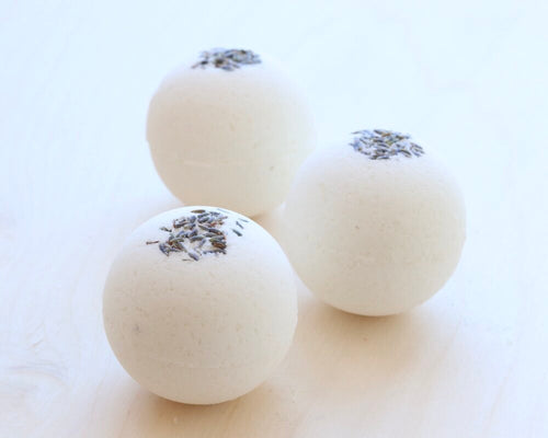 lavender bath bomb made in Canada 