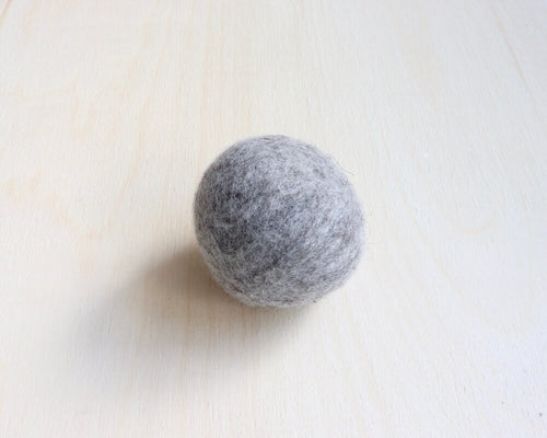 sustainable laundry wool dryer balls 